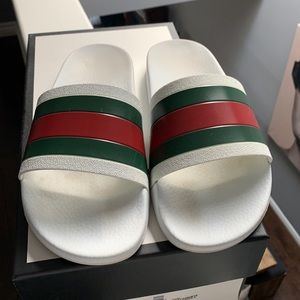 Mens Gucci white slides